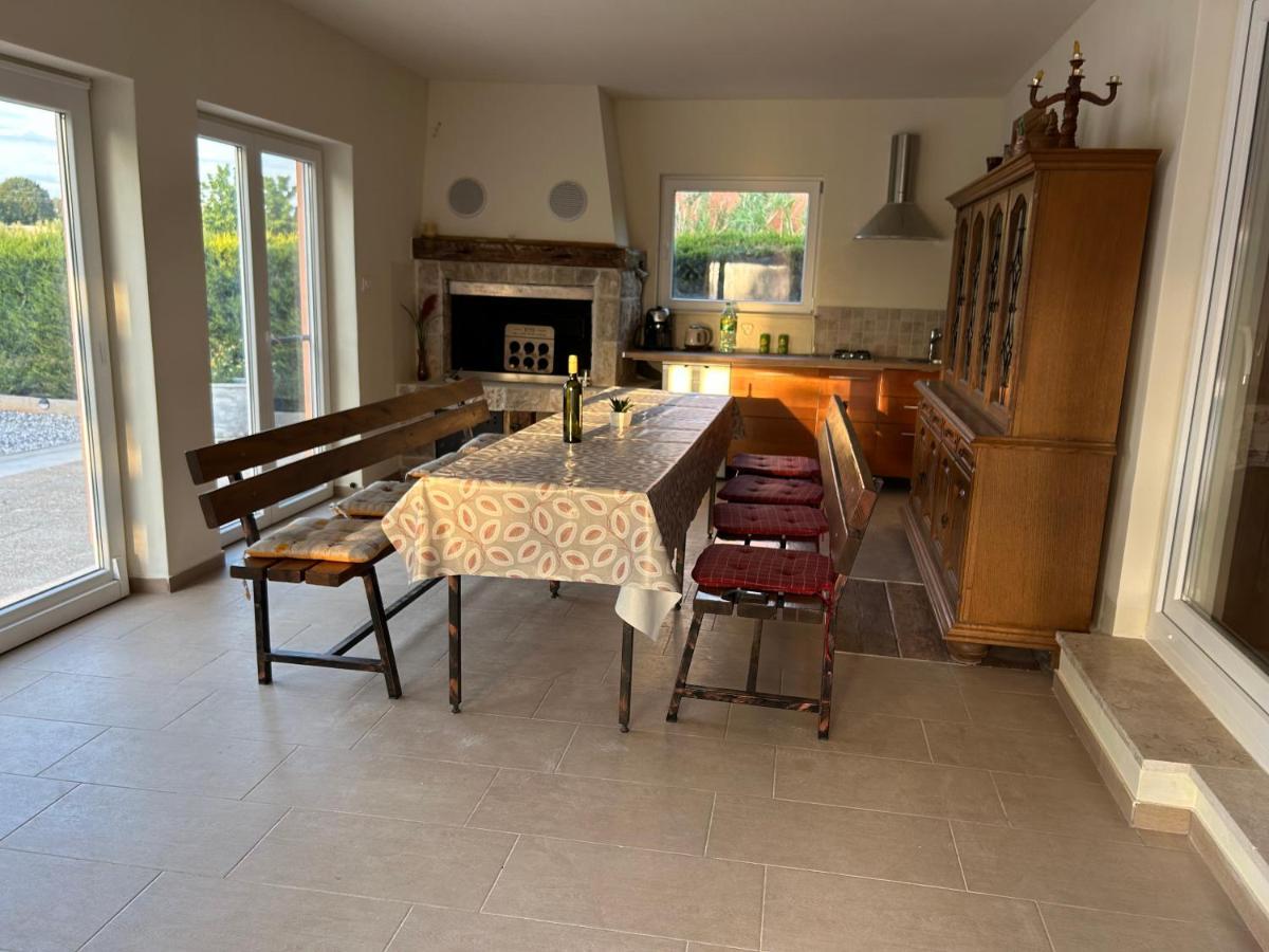 Dora House With Wifi And Outdoor Swimming Pool Villa Pula Buitenkant foto